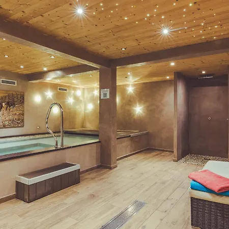 Hotel La Clef Des Champs 4*