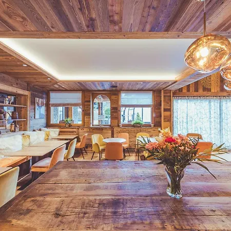 La Clef Des Champs Hotel 4*