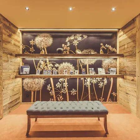 La Clef Des Champs Hotel