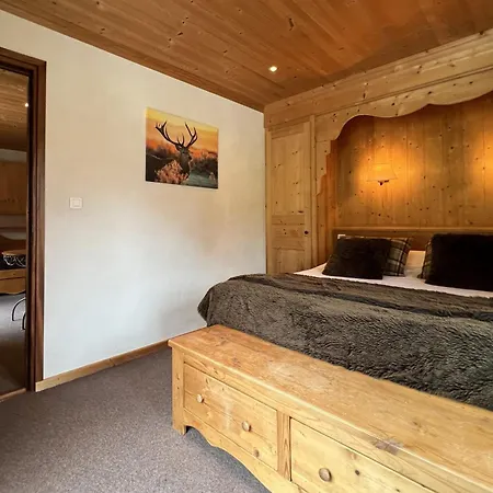 Hotel La Clef Des Champs 4*